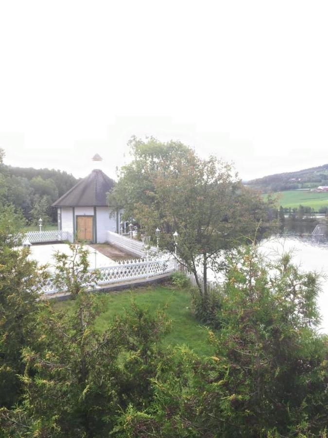 Fosheim Lodge Ron